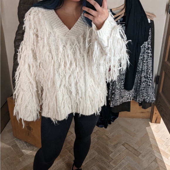 ANTHROPOLOGIE SWEATER SIZE M - Picture 8 of 8